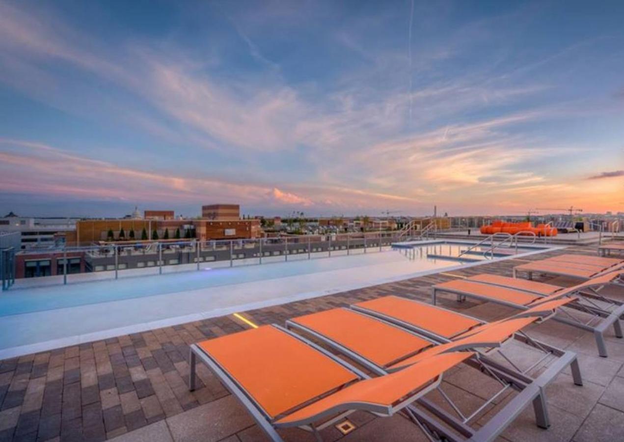 Apartment Noma W Gym Wd Nr Union Market Wdc-702
